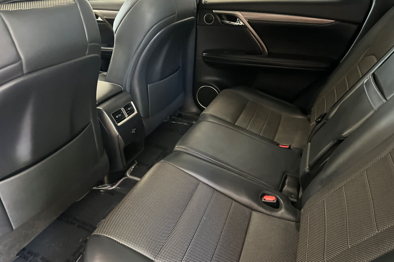 Thumbnail: 2017 Lexus RX - 4