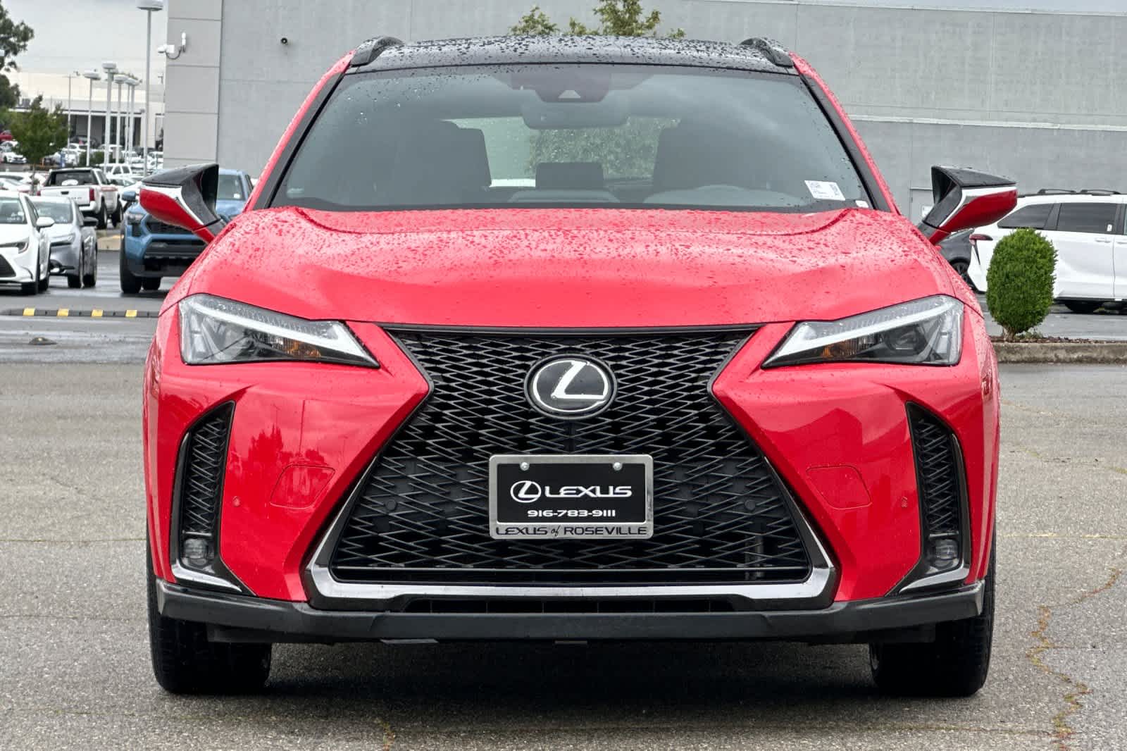 Thumbnail: 2023 Lexus UX - 10