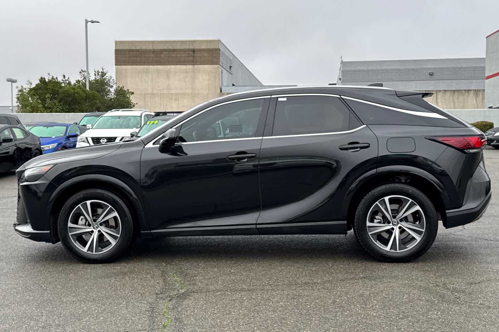 Thumbnail: 2023 Lexus RX - 9