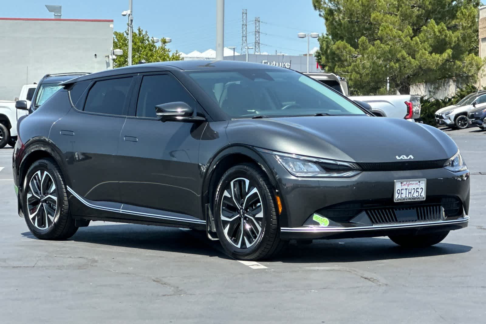 Thumbnail: 2023 Kia EV6 - 5
