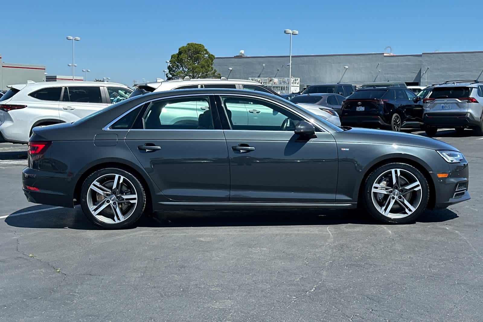 Thumbnail: 2018 Audi A4 - 6