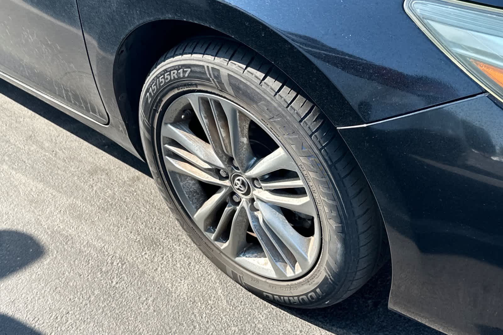 Thumbnail: 2016 Toyota Camry - 12