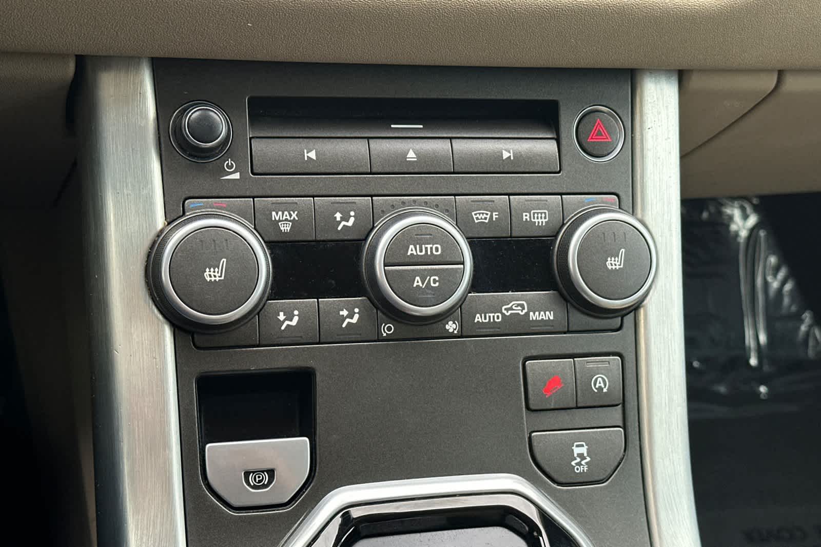 Thumbnail: 2016 Land Rover Range Rover Evoque - 23