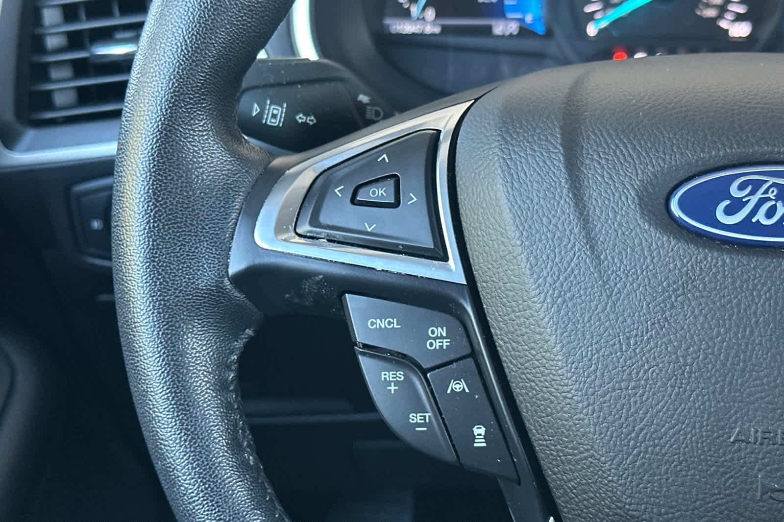 Thumbnail: 2021 Ford Edge - 27