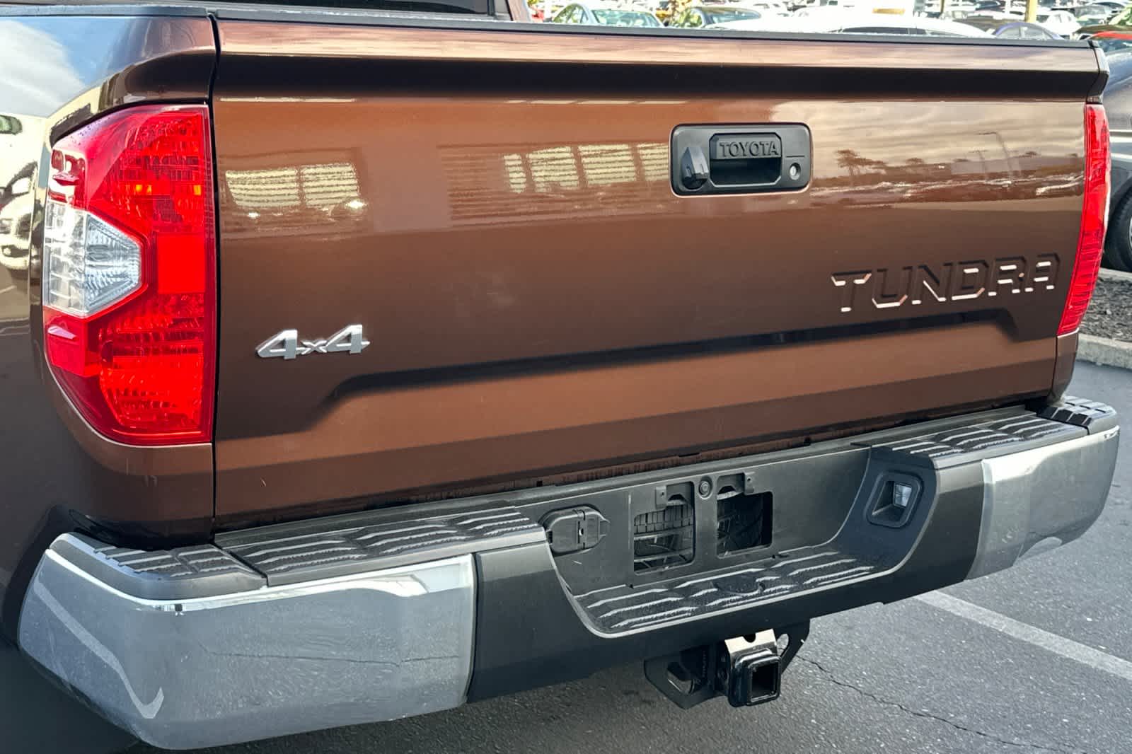 Thumbnail: 2016 Toyota Tundra - 16