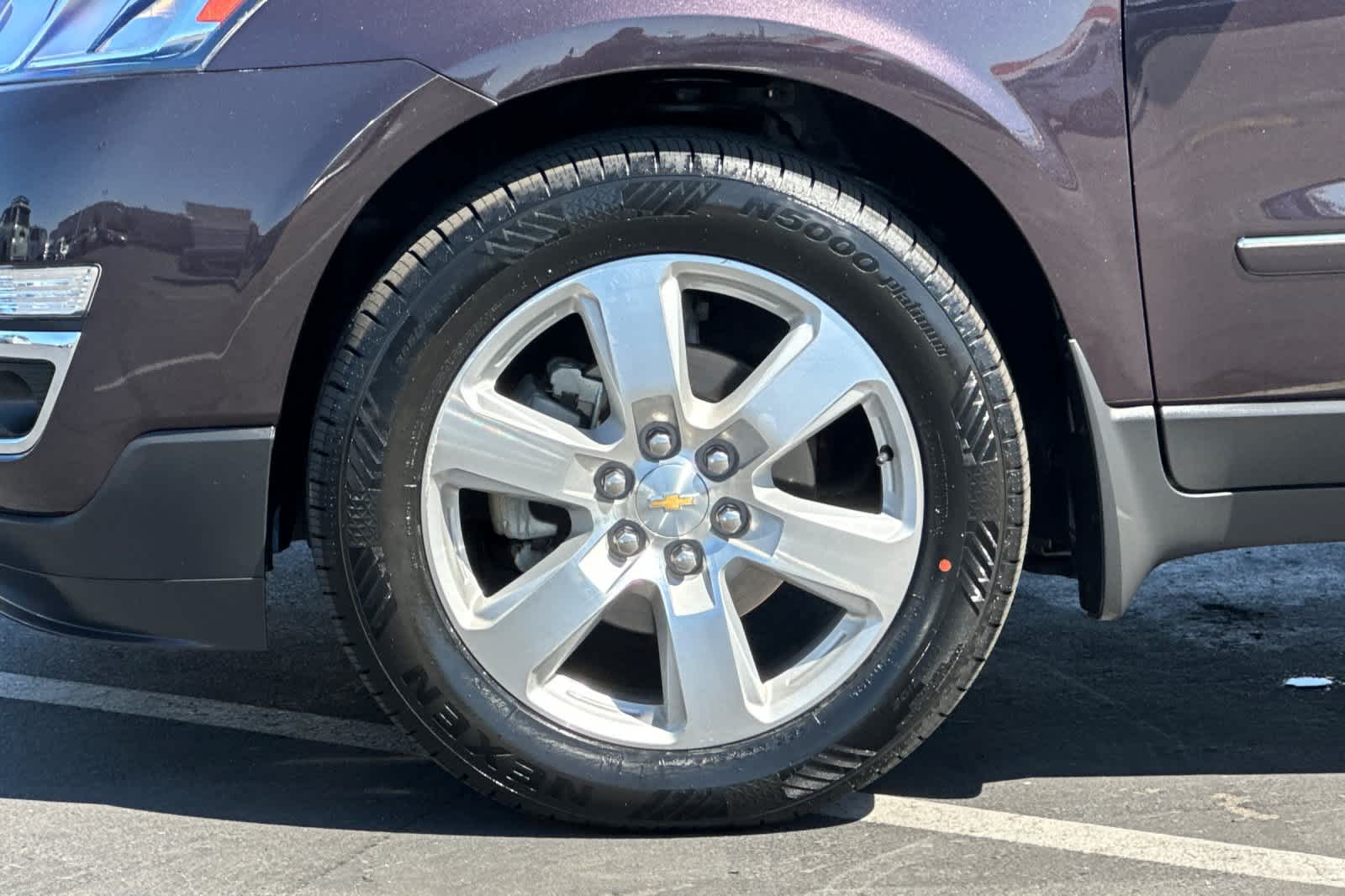 Thumbnail: 2016 Chevrolet Traverse - 32