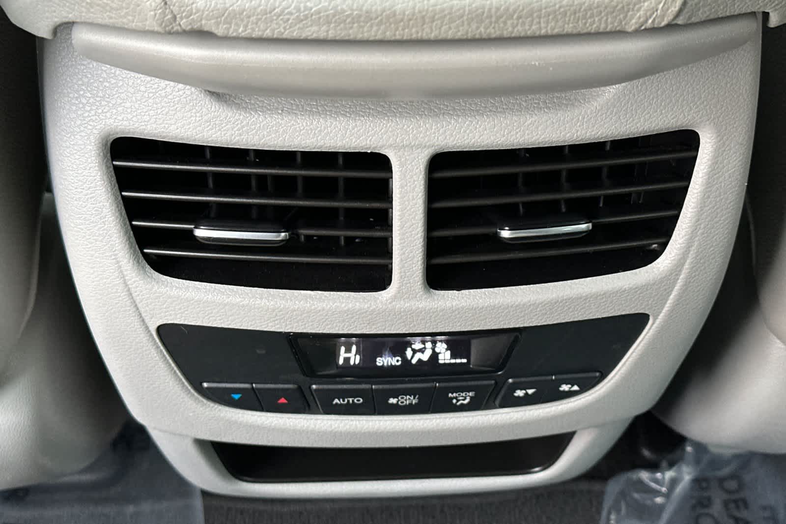 Thumbnail: 2016 Acura MDX - 14