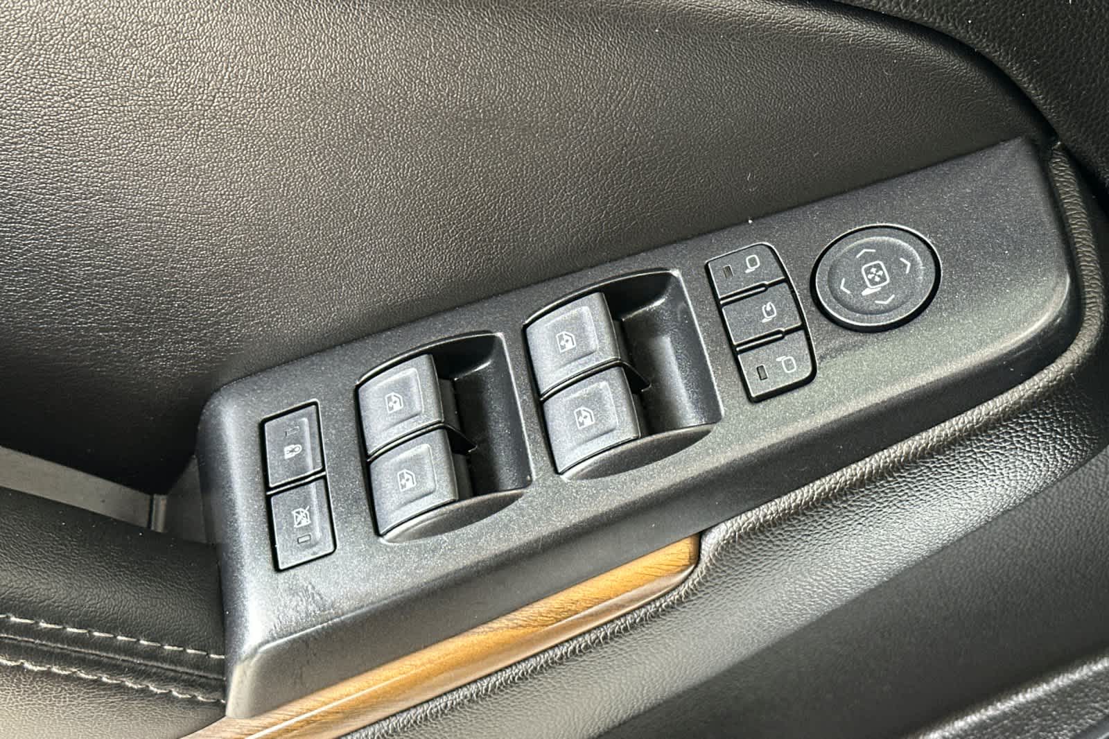 Thumbnail: 2020 GMC Yukon XL - 13