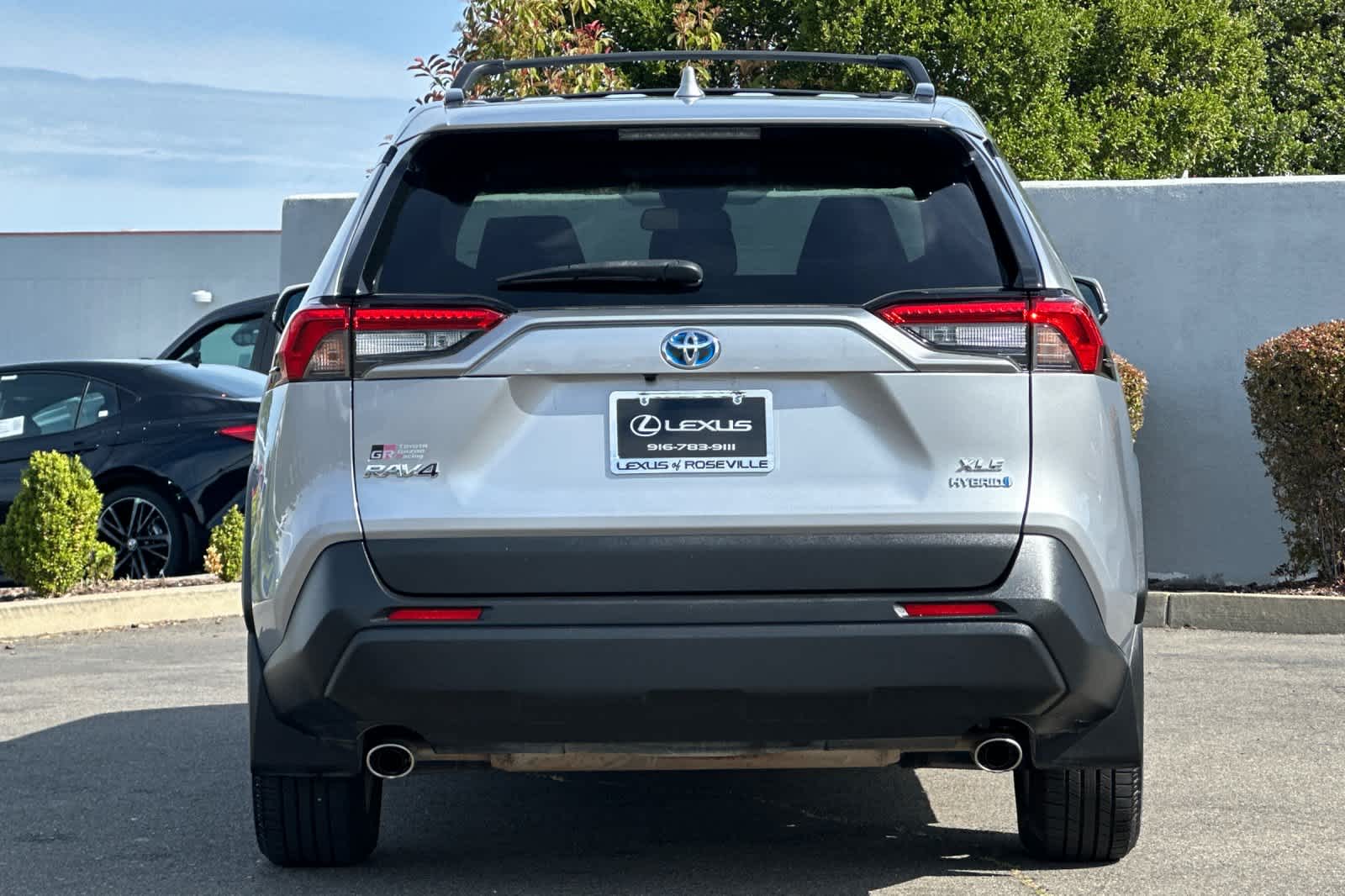 Thumbnail: 2022 Toyota RAV4 - 8