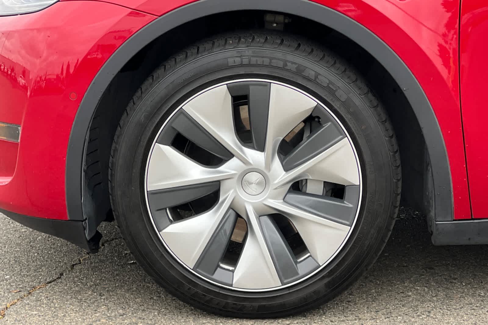 Thumbnail: 2022 Tesla Model Y - 30