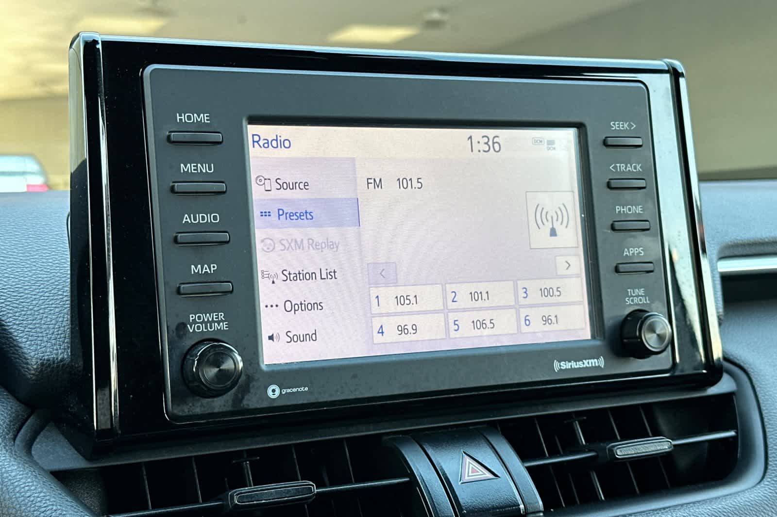 Thumbnail: 2020 Toyota RAV4 - 20