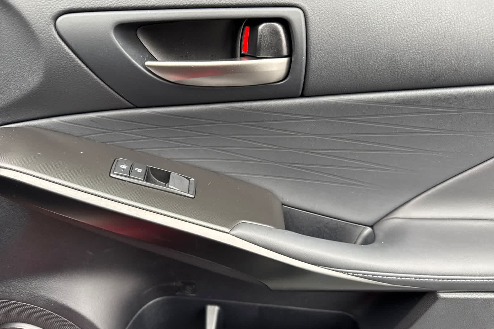 Thumbnail: 2025 Lexus IS - 18