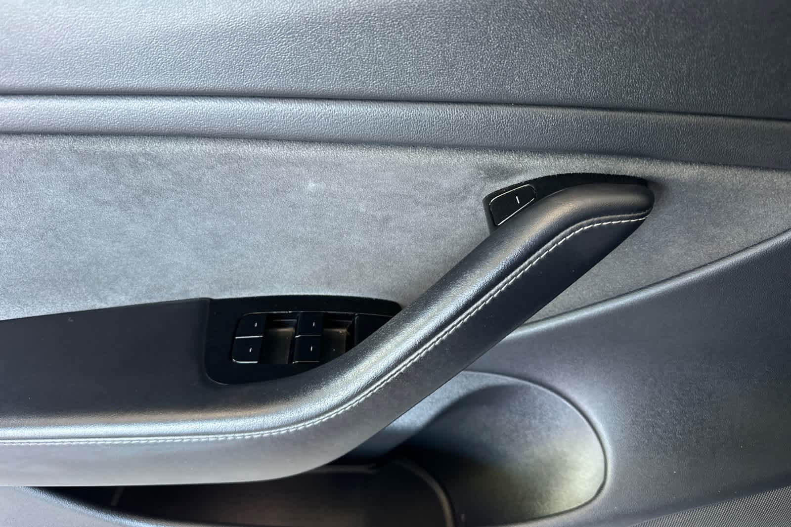 Thumbnail: 2018 Tesla Model 3 - 12