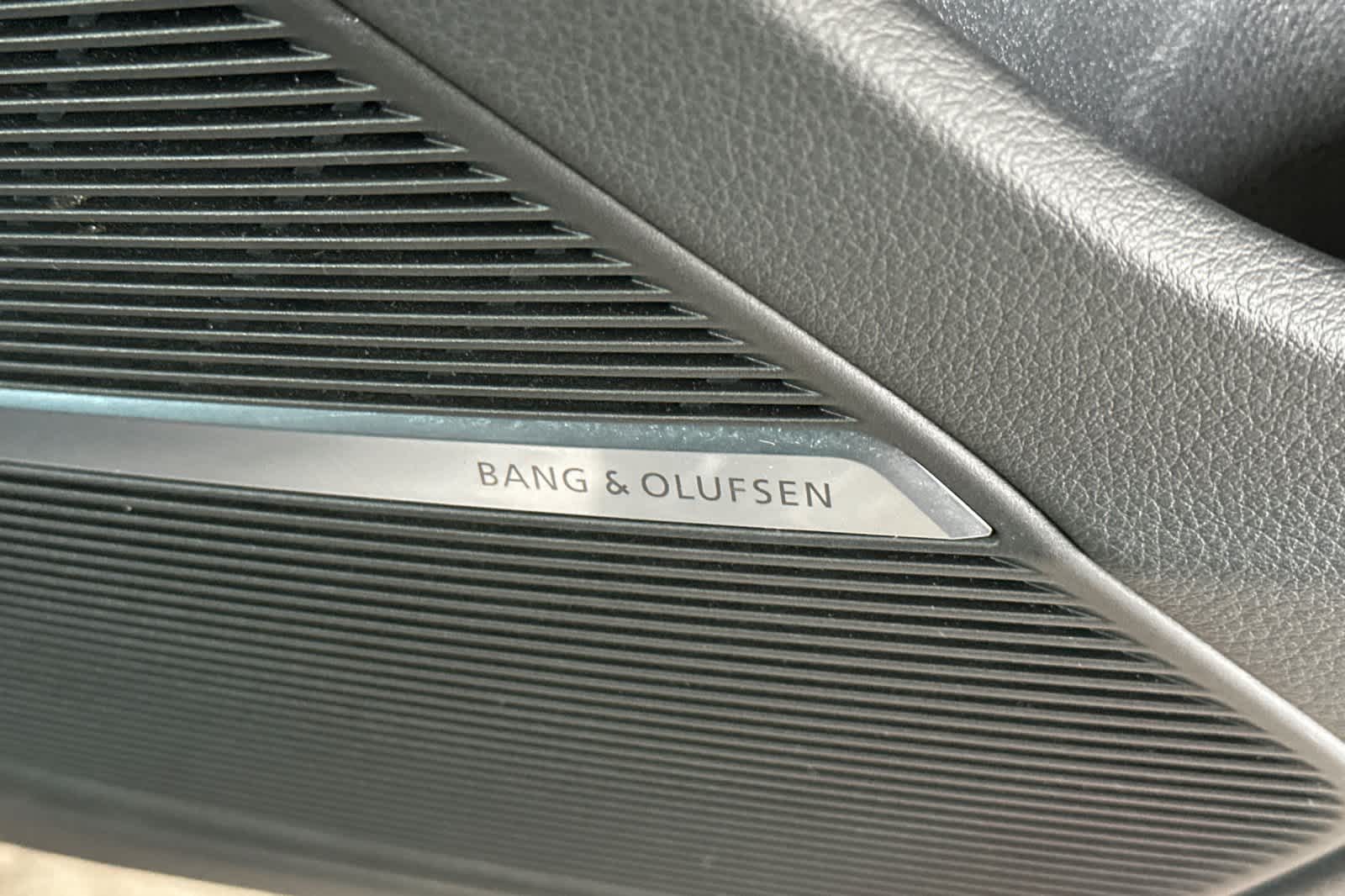 Thumbnail: 2021 Audi SQ8 - 20