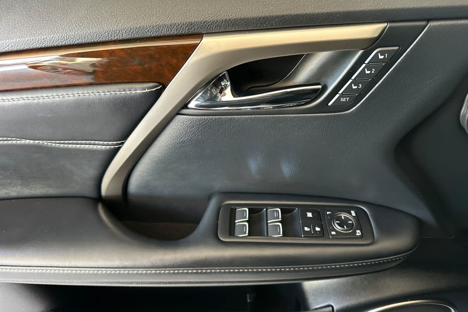 Thumbnail: 2019 Lexus RX - 12