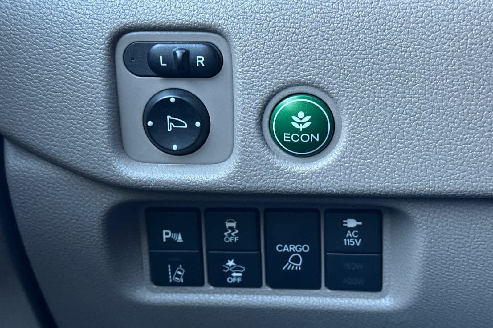 Thumbnail: 2018 Honda Ridgeline - 29