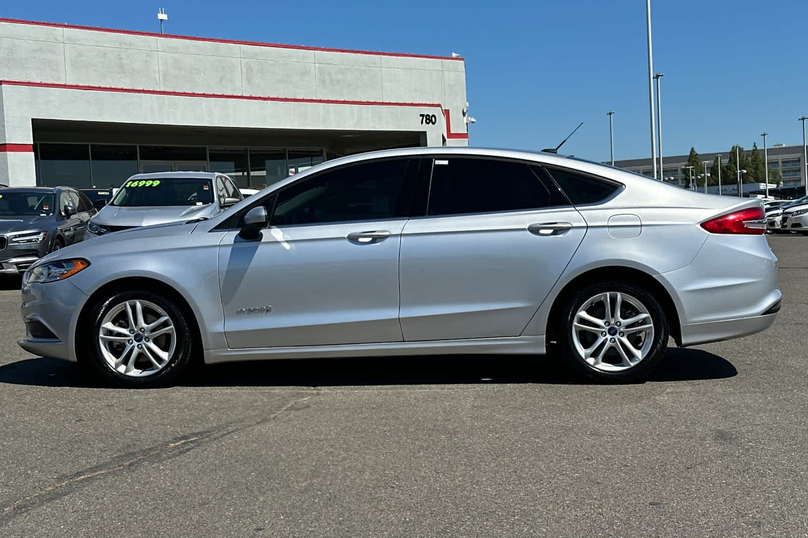 Thumbnail: 2018 Ford Fusion - 9