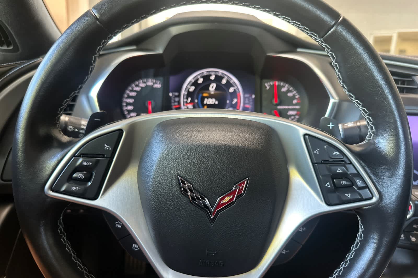 Thumbnail: 2015 Chevrolet Corvette - 22