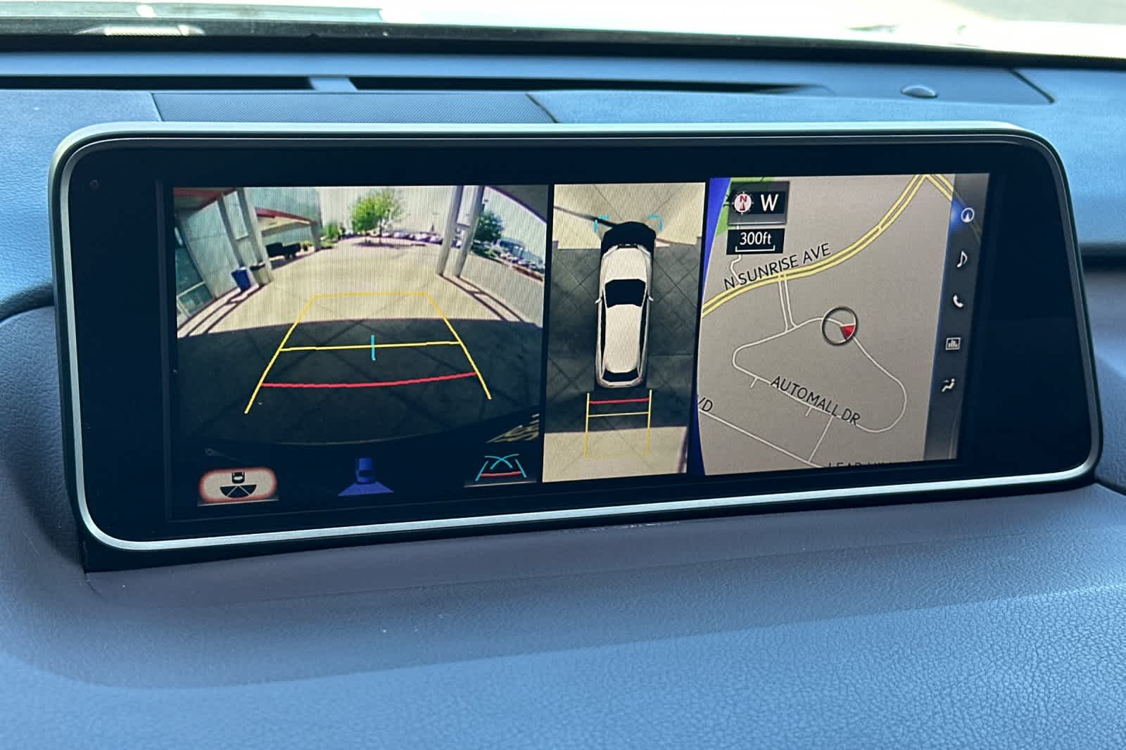 Thumbnail: 2017 Lexus RX - 22