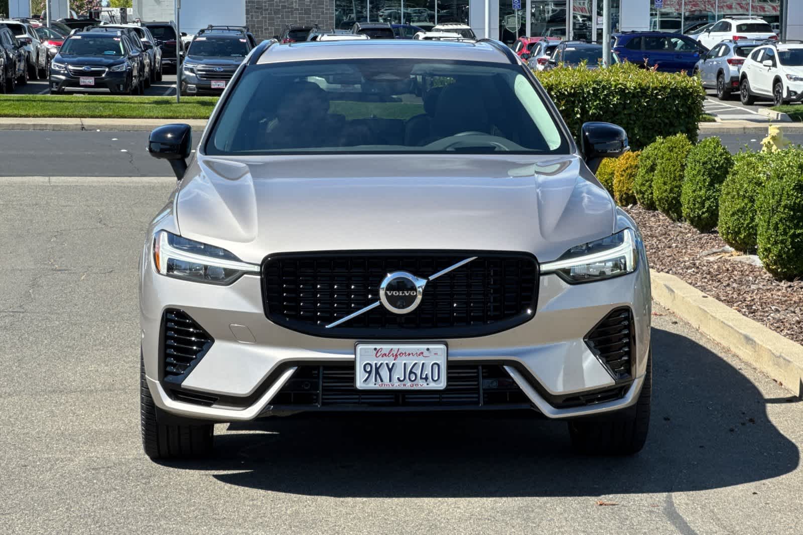 Thumbnail: 2024 Volvo XC60 - 10