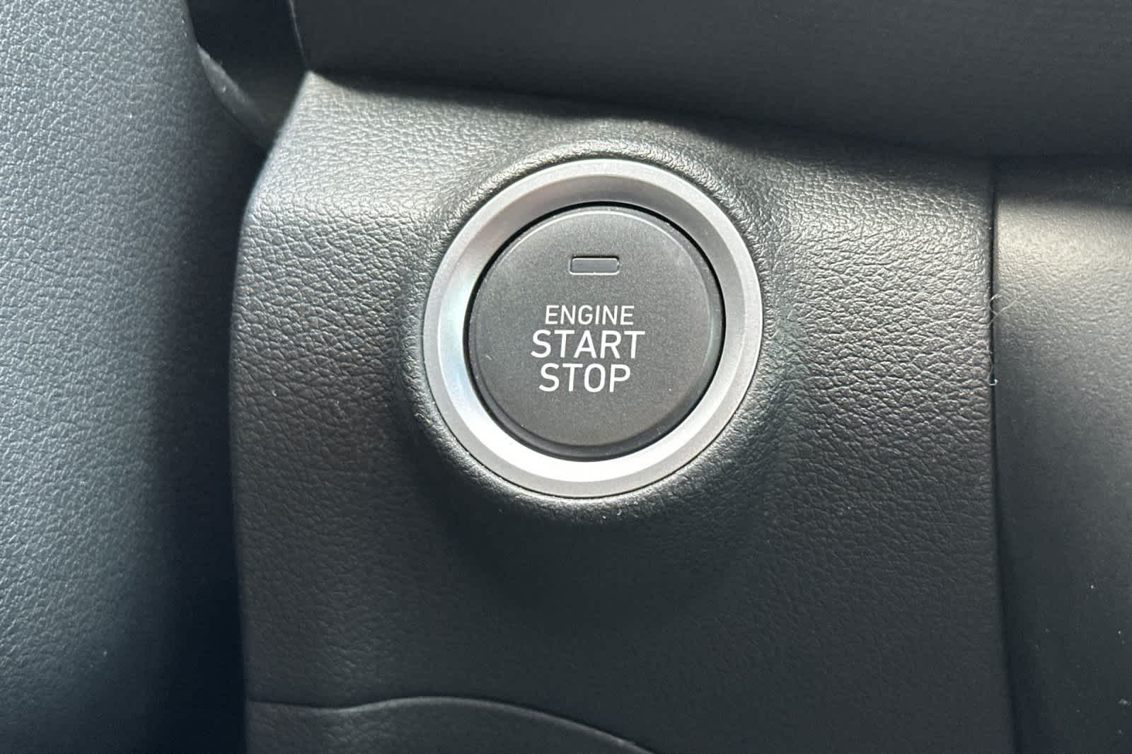 Thumbnail: 2022 Hyundai Kona - 25