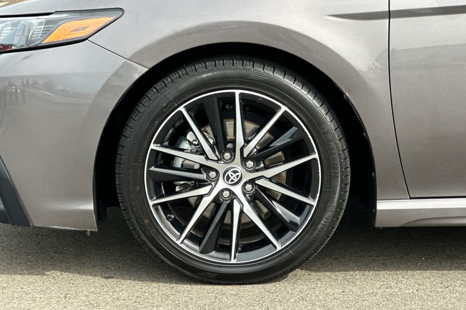 Thumbnail: 2023 Toyota Camry - 28