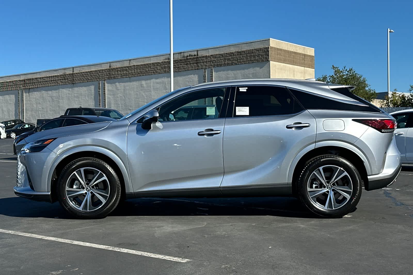 Thumbnail: 2025 Lexus RX - 9