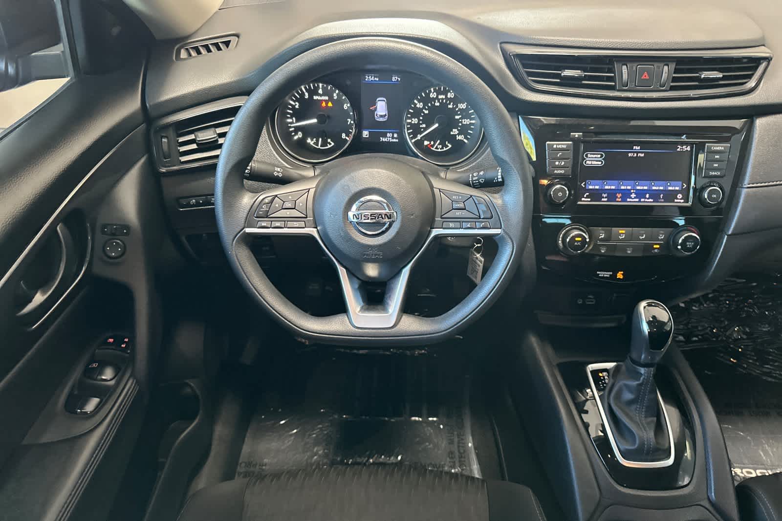 Thumbnail: 2020 Nissan Rogue - 15