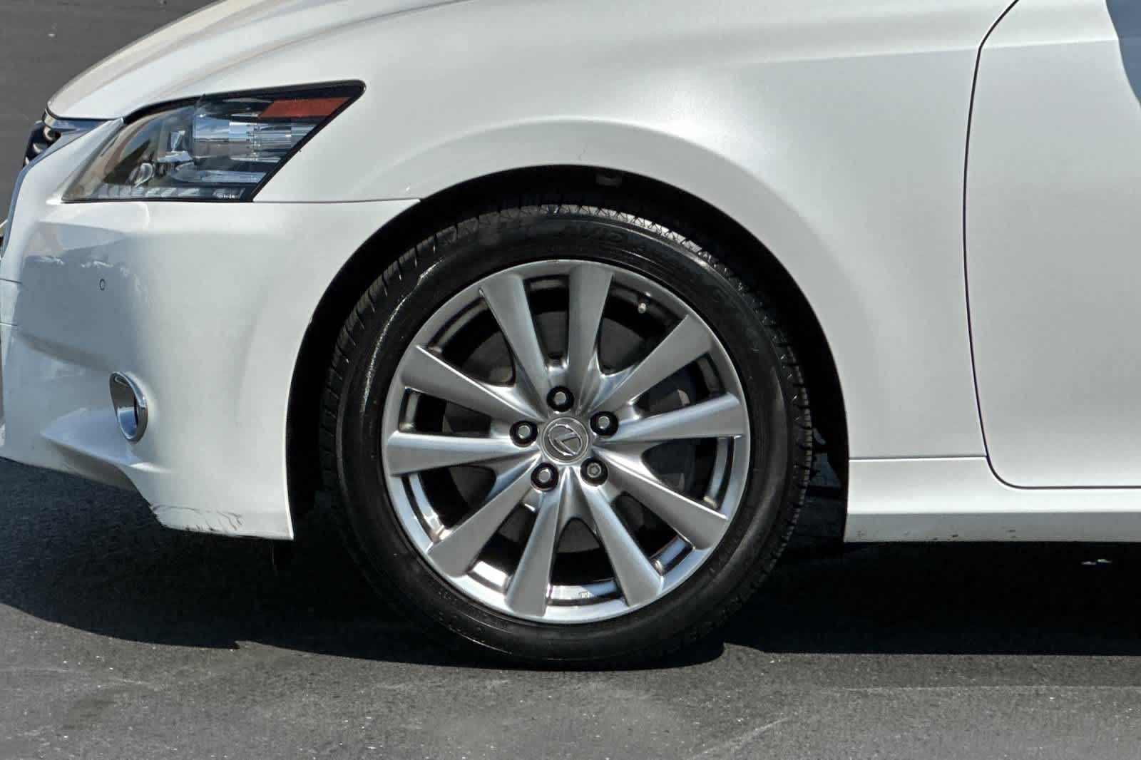 Thumbnail: 2015 Lexus GS - 31