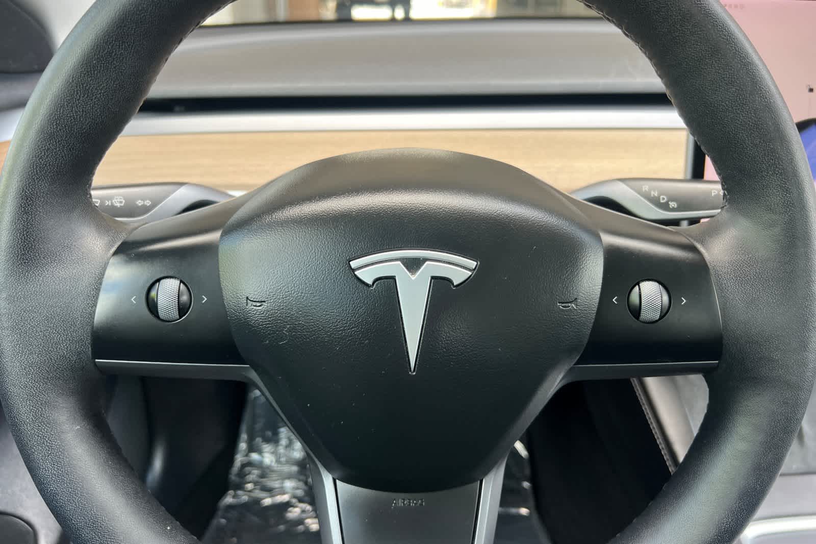 Thumbnail: 2022 Tesla Model 3 - 24