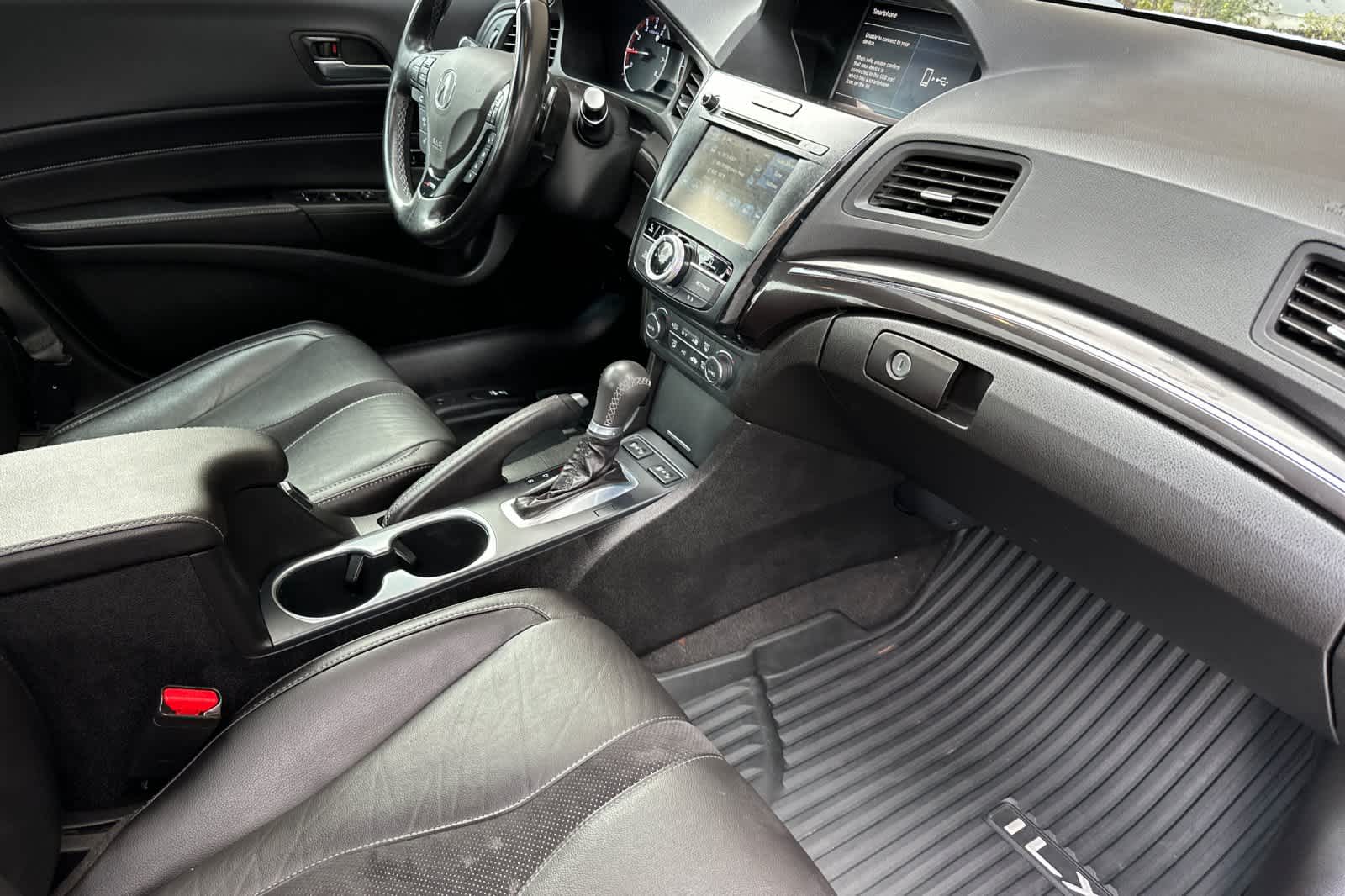 Thumbnail: 2021 Acura ILX - 15