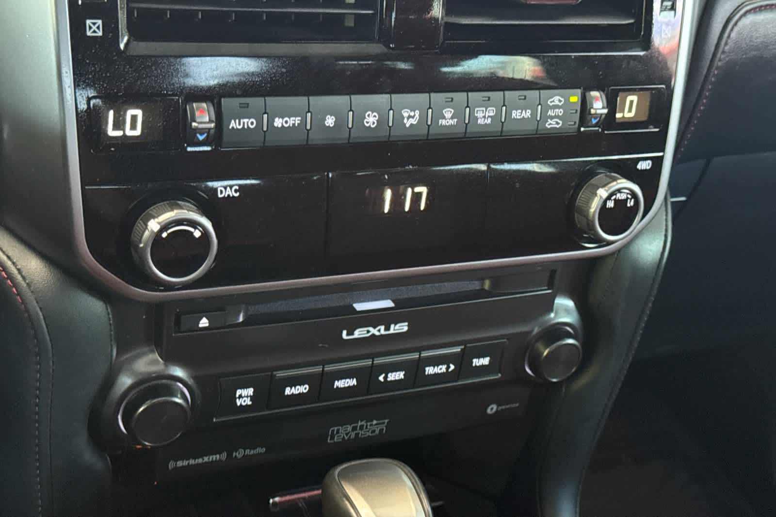 Thumbnail: 2023 Lexus GX - 23