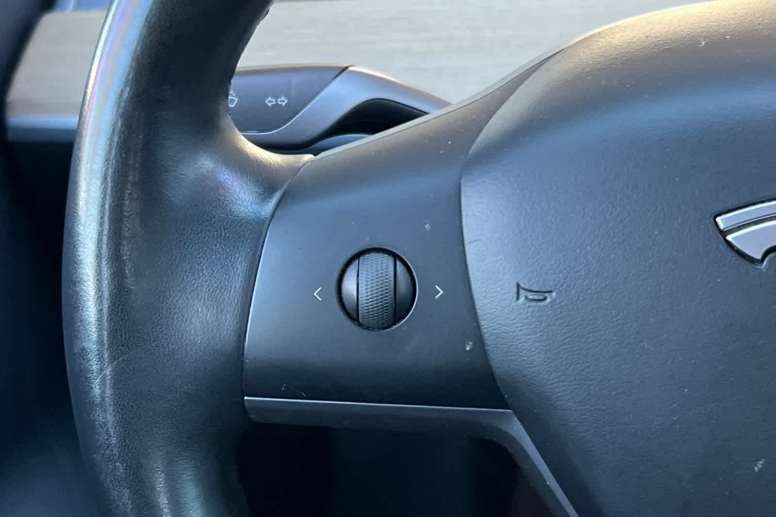 Thumbnail: 2018 Tesla Model 3 - 25