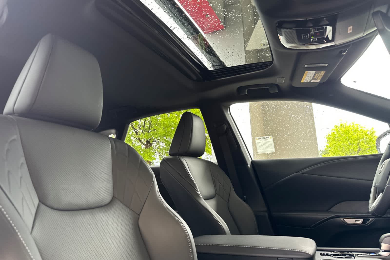 Thumbnail: 2025 Lexus RX - 18