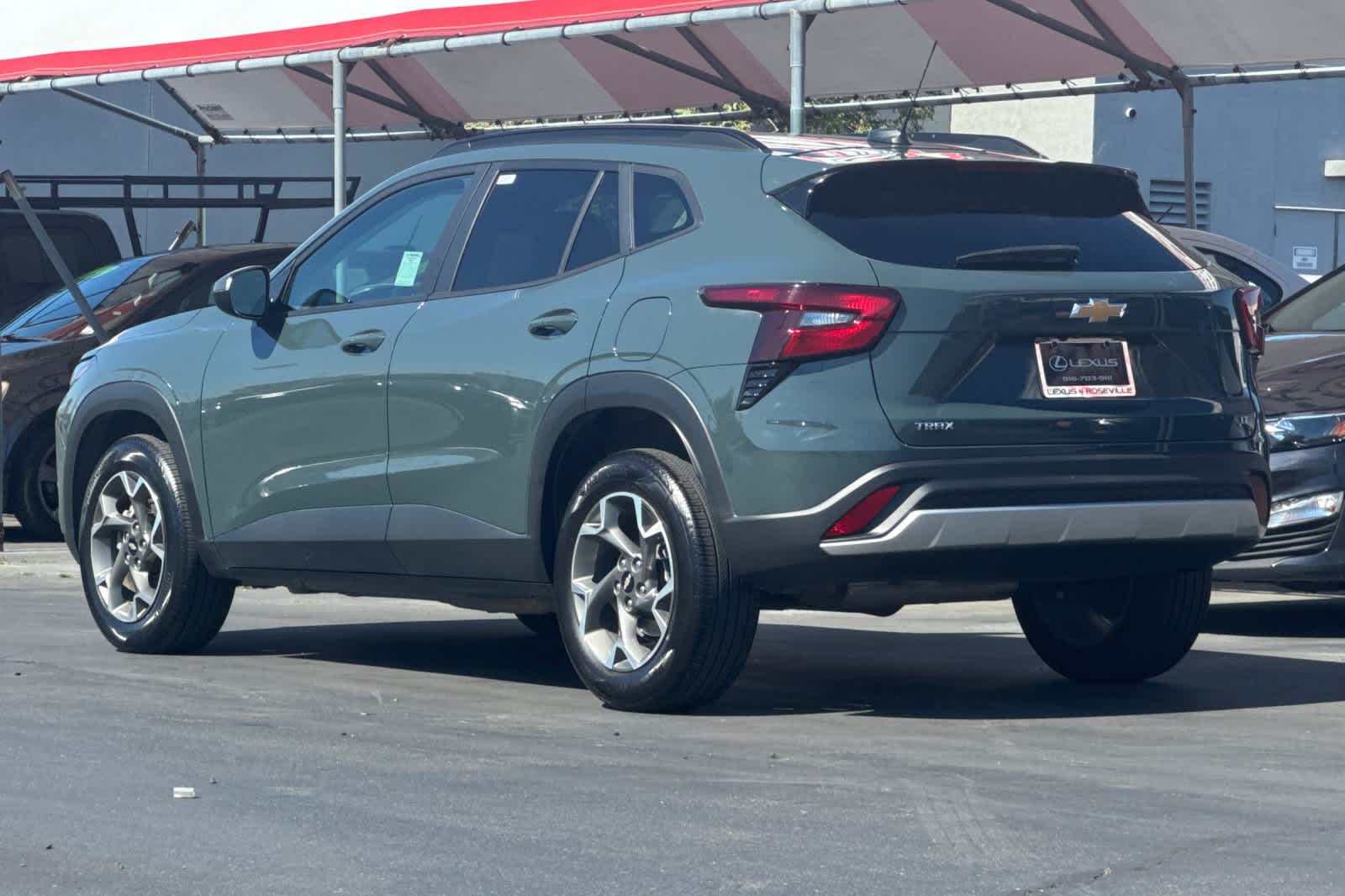 Thumbnail: 2025 Chevrolet Trax - 7