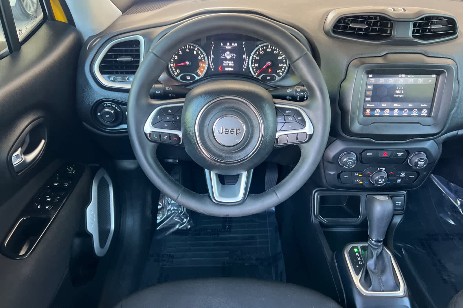 Thumbnail: 2018 Jeep Renegade - 13