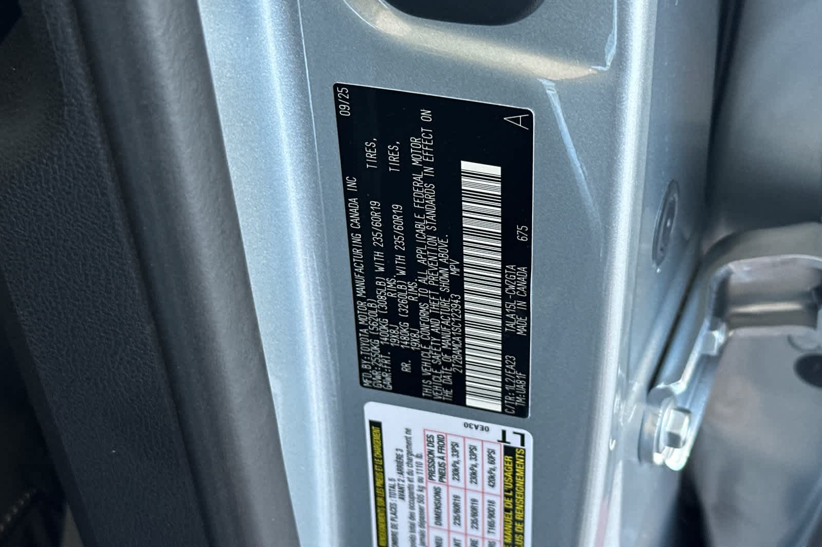 Thumbnail: 2025 Lexus RX - 33