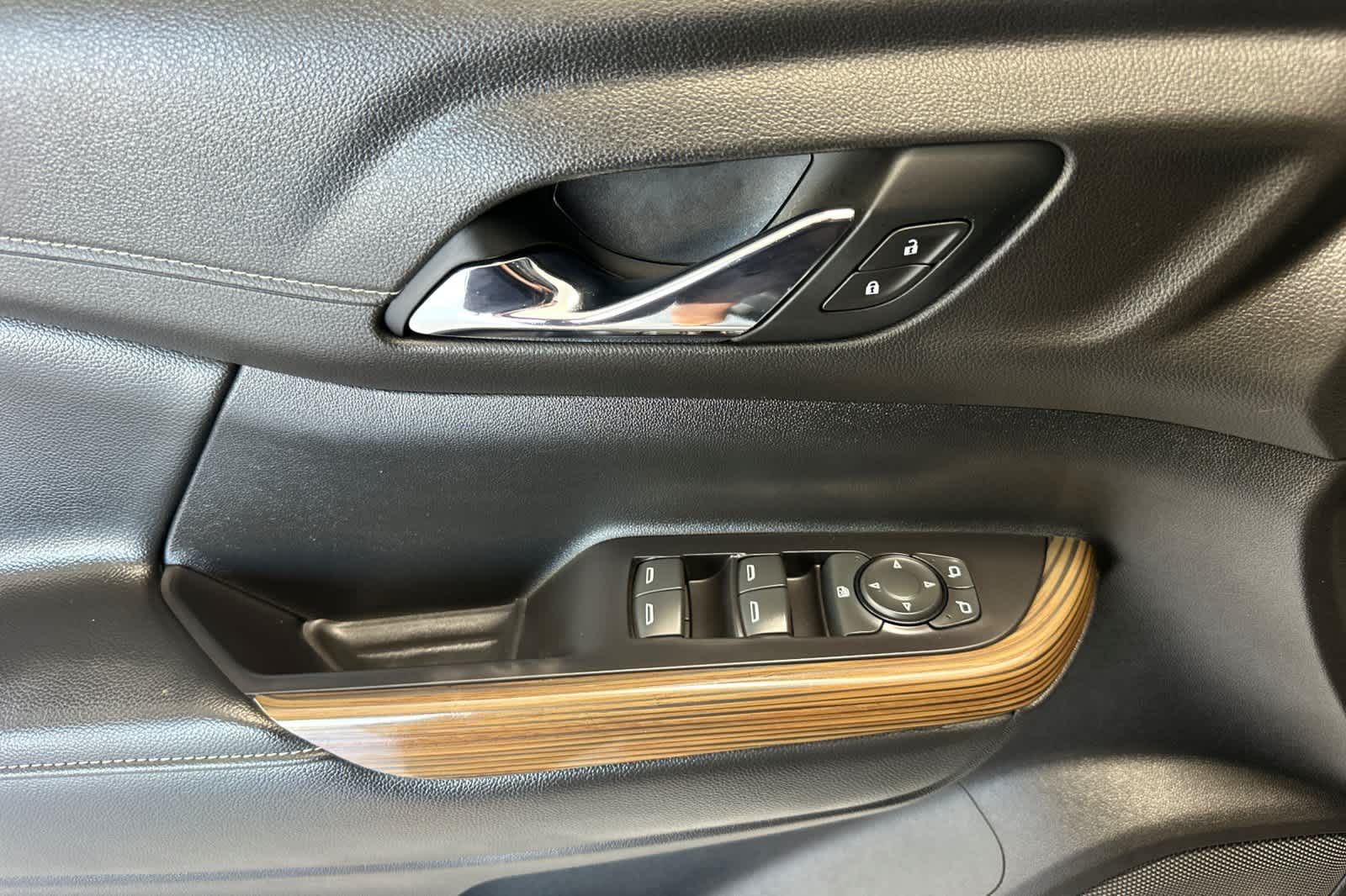 Thumbnail: 2019 GMC Acadia - 12