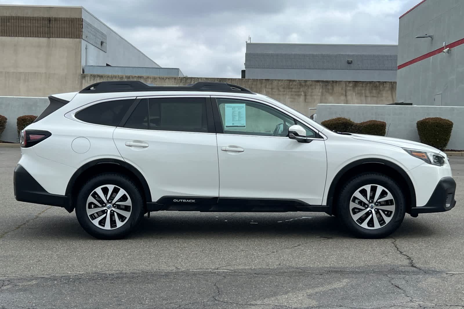 Thumbnail: 2020 Subaru Outback - 6
