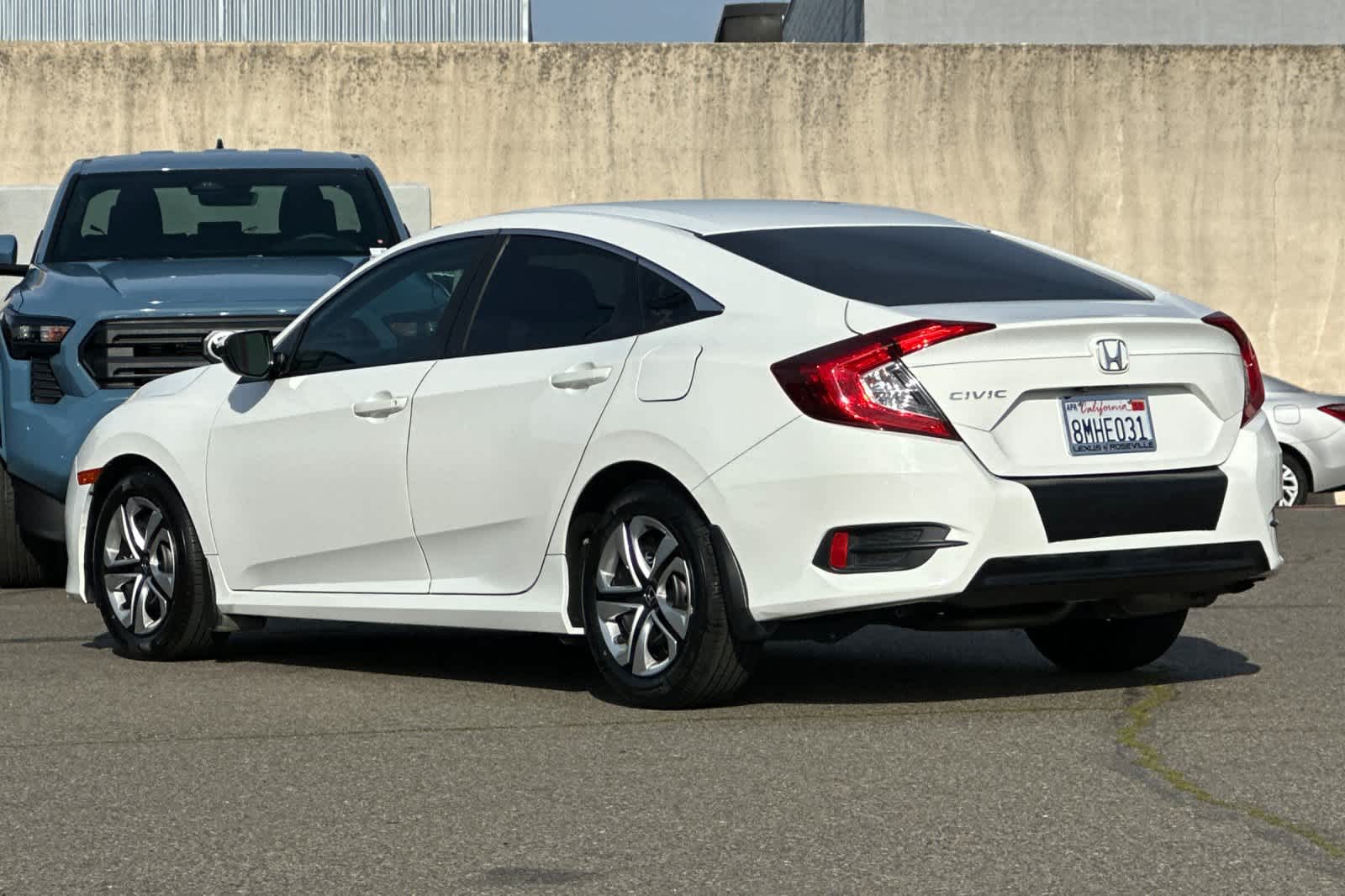 Thumbnail: 2017 Honda Civic - 7