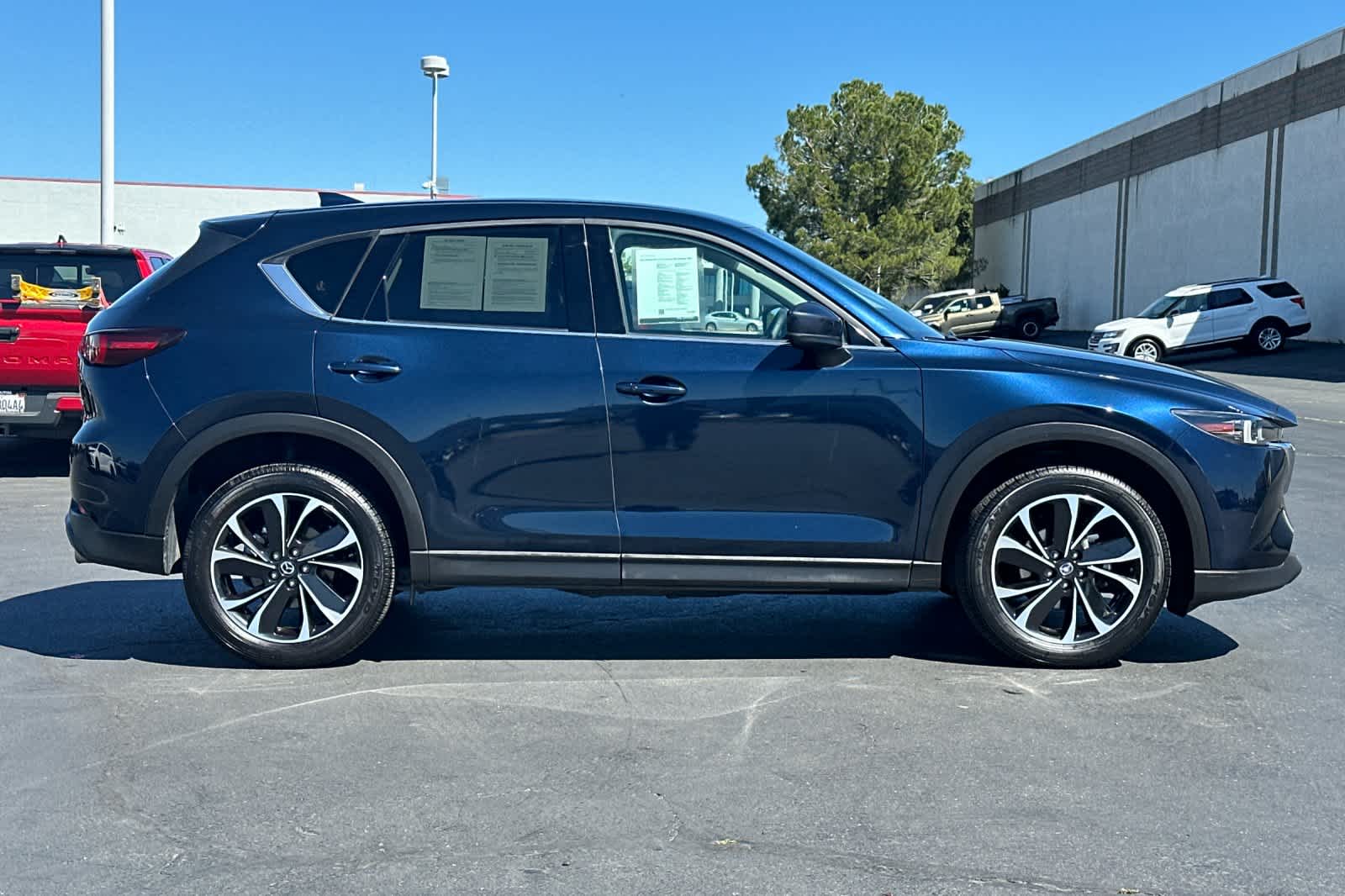 Thumbnail: 2022 Mazda CX-5 - 6