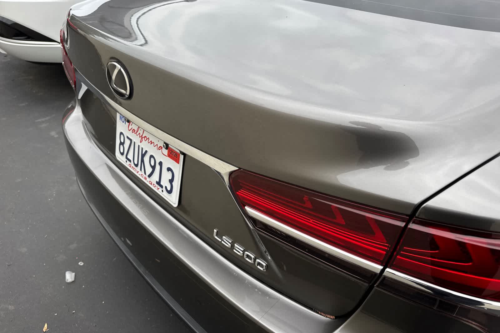 Thumbnail: 2018 Lexus LS - 16