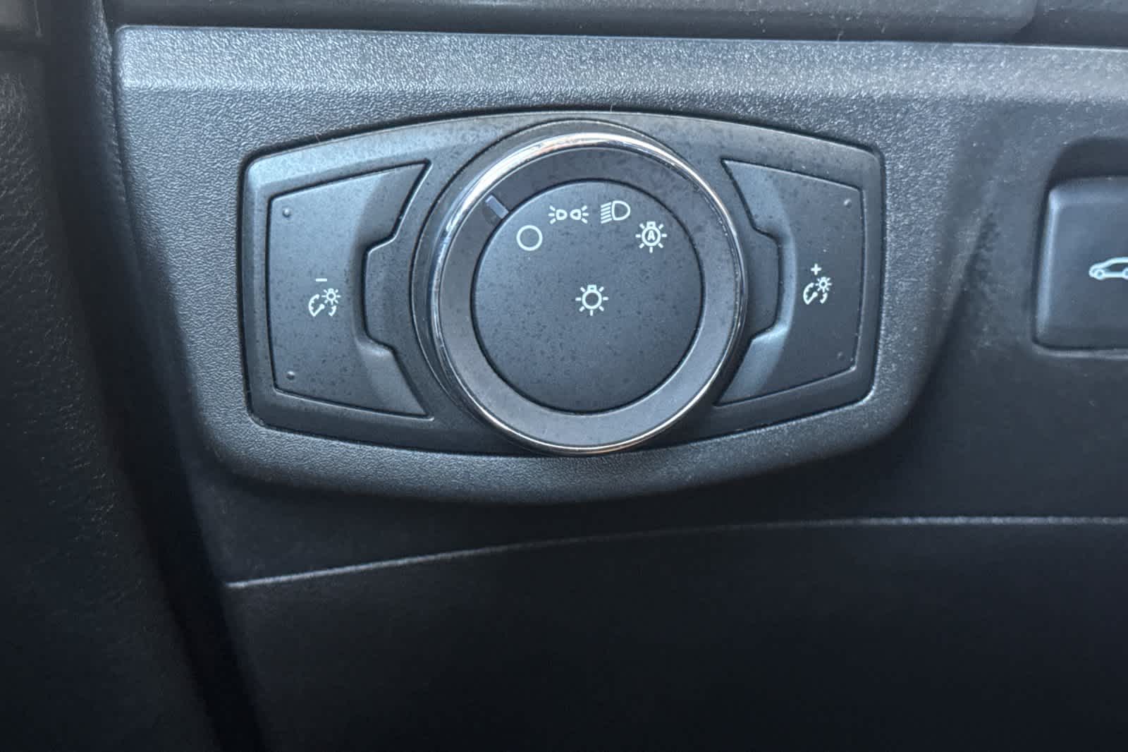 Thumbnail: 2018 Ford Fusion - 28