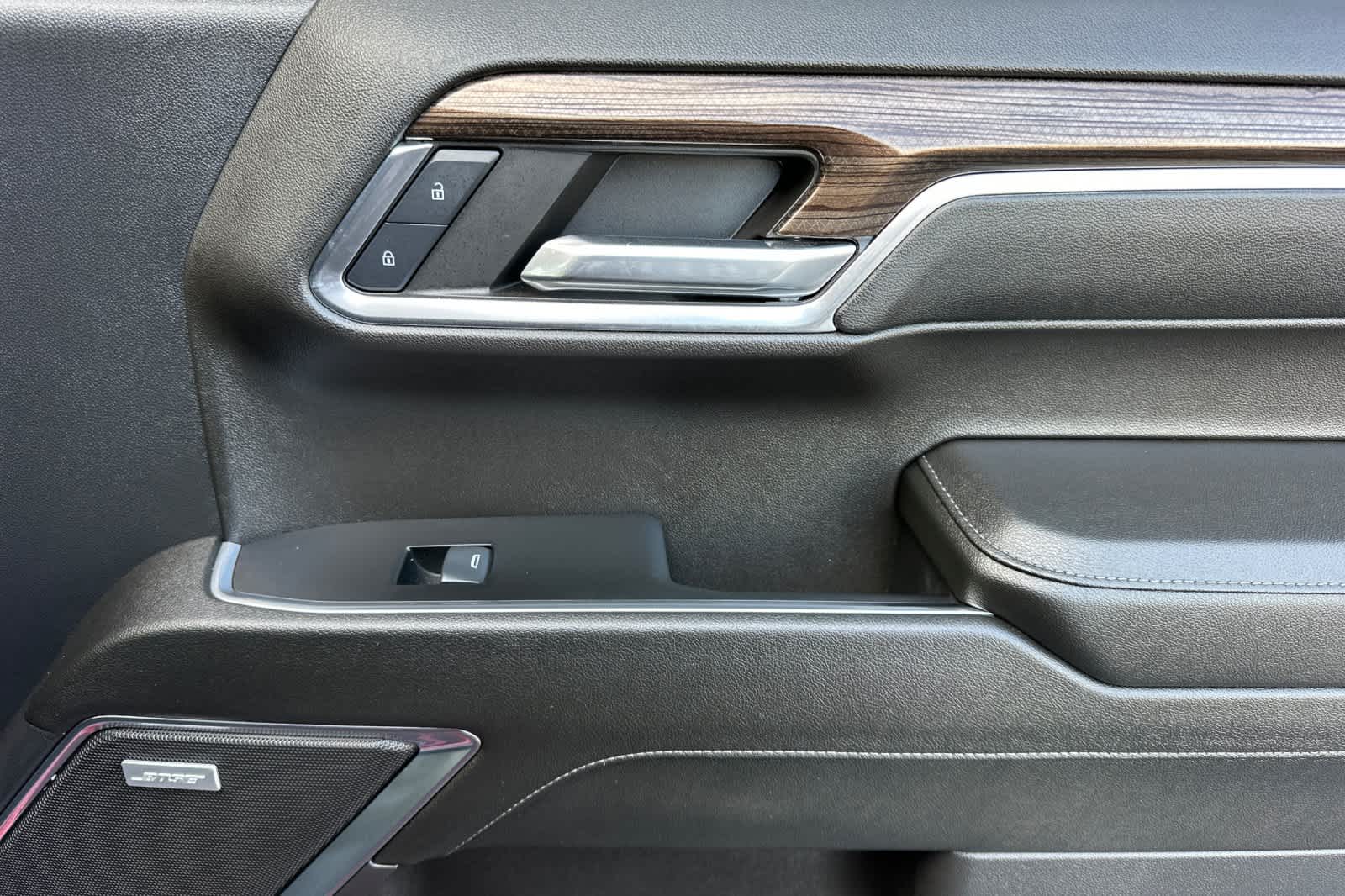 Thumbnail: 2024 Chevrolet Silverado 1500 - 18