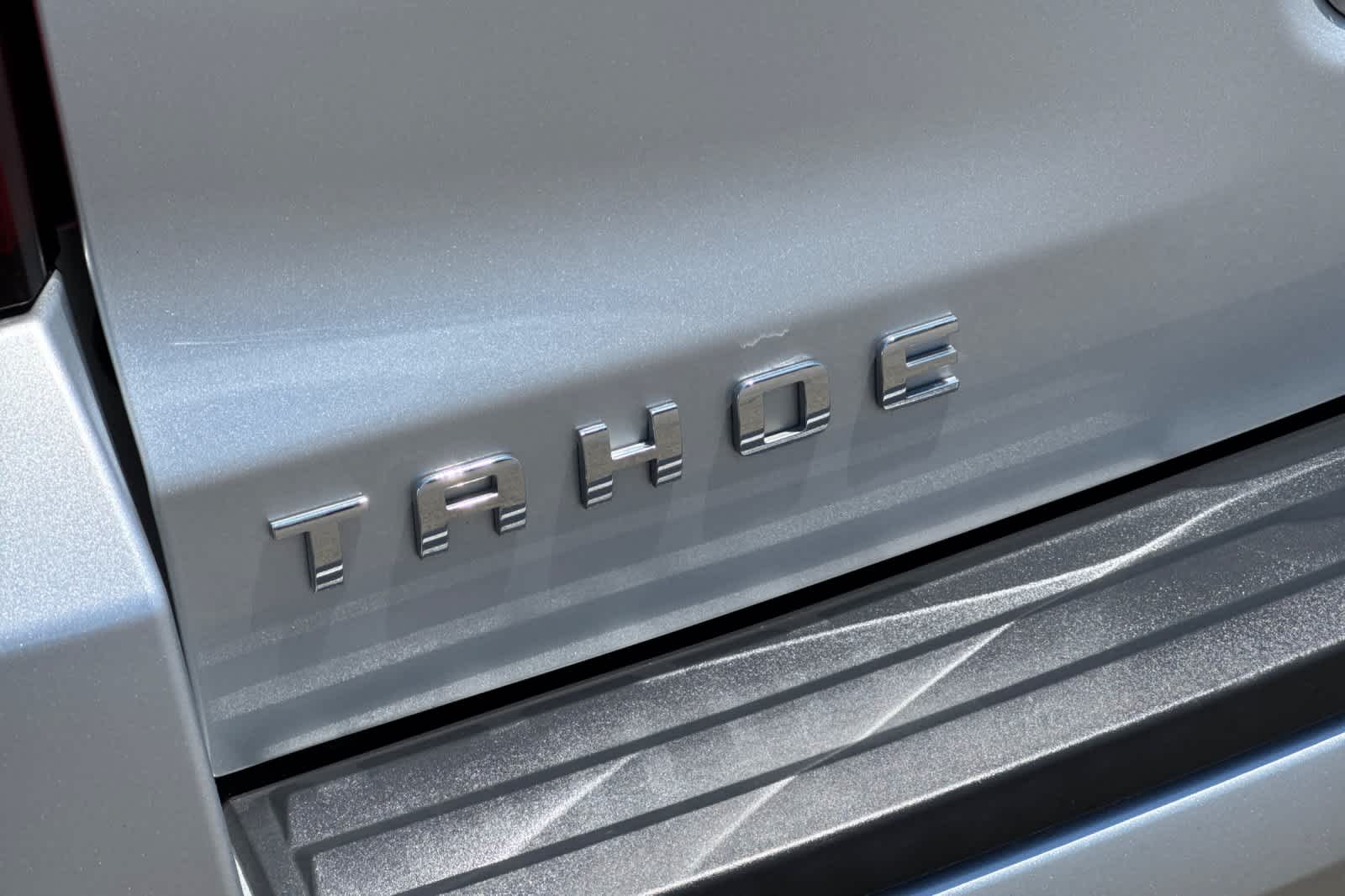 Thumbnail: 2018 Chevrolet Tahoe - 31