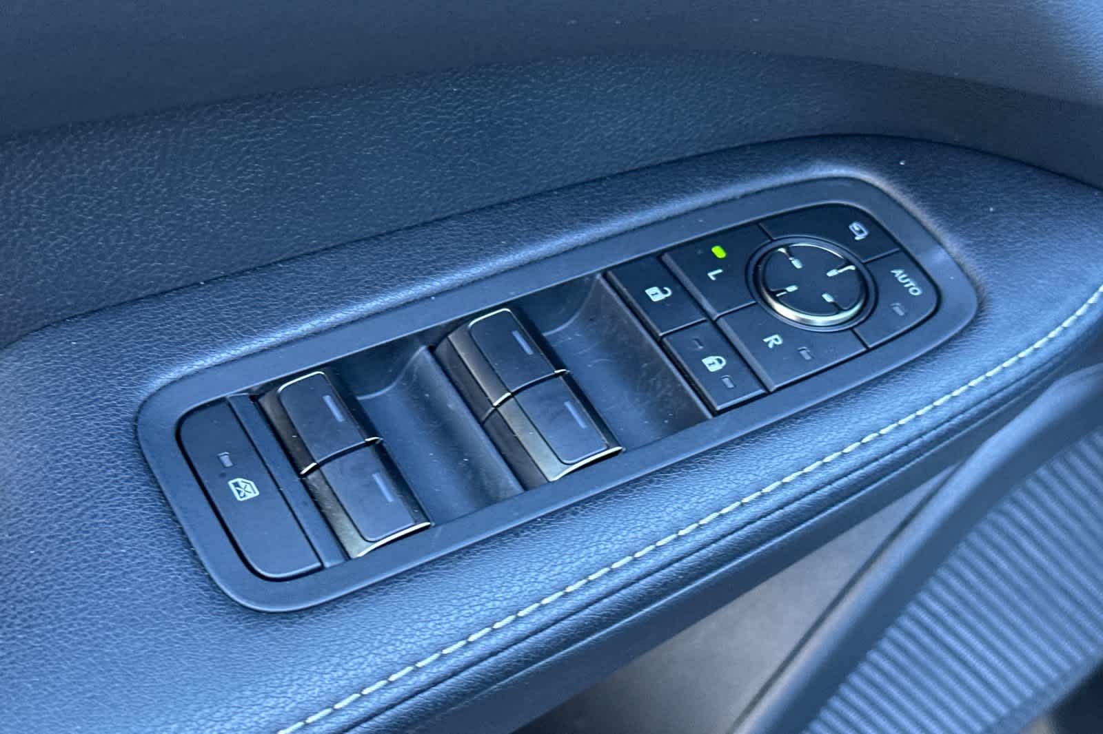 Thumbnail: 2025 Lexus RX - 13