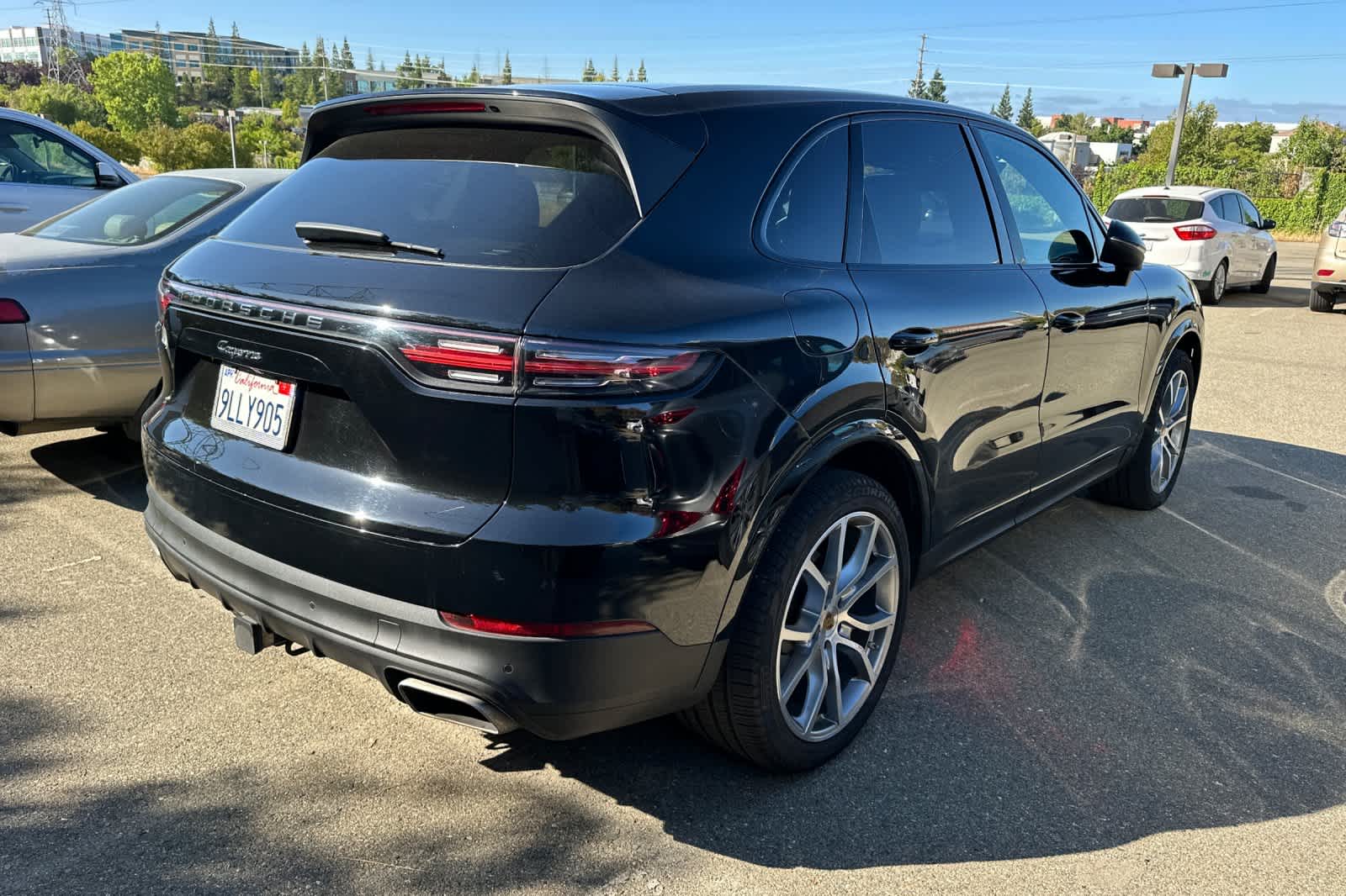 Thumbnail: 2020 Porsche Cayenne - 2