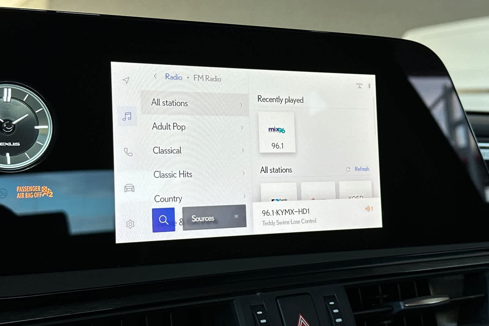 Thumbnail: 2025 Lexus ES - 19