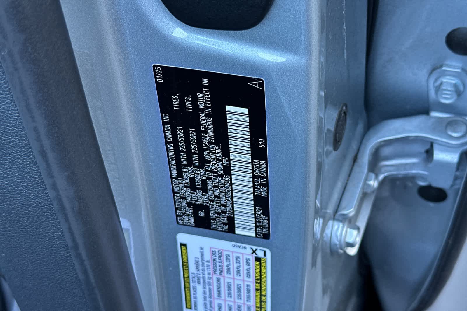 Thumbnail: 2025 Lexus RX - 33