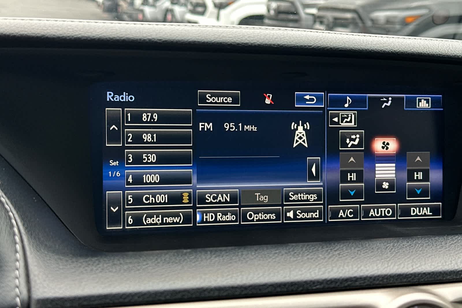 Thumbnail: 2015 Lexus GS - 19